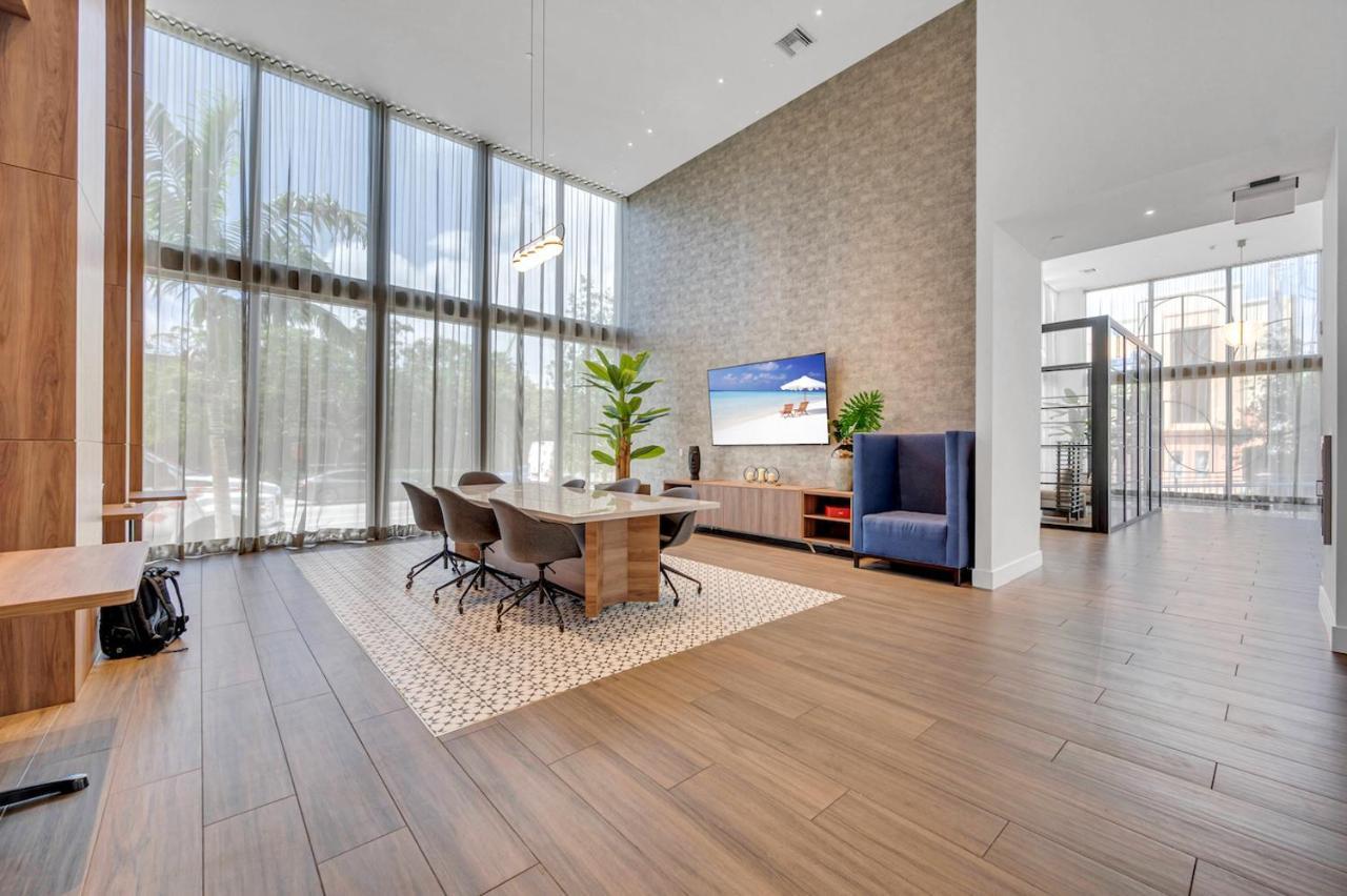 Апартаменти Stylish Unit In Downtown Miami With Free Parking Екстер'єр фото