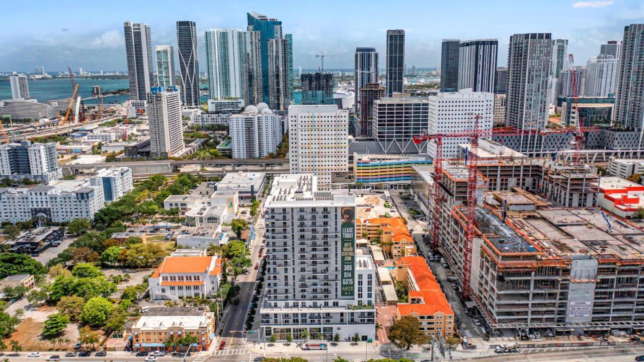 Апартаменти Stylish Unit In Downtown Miami With Free Parking Екстер'єр фото